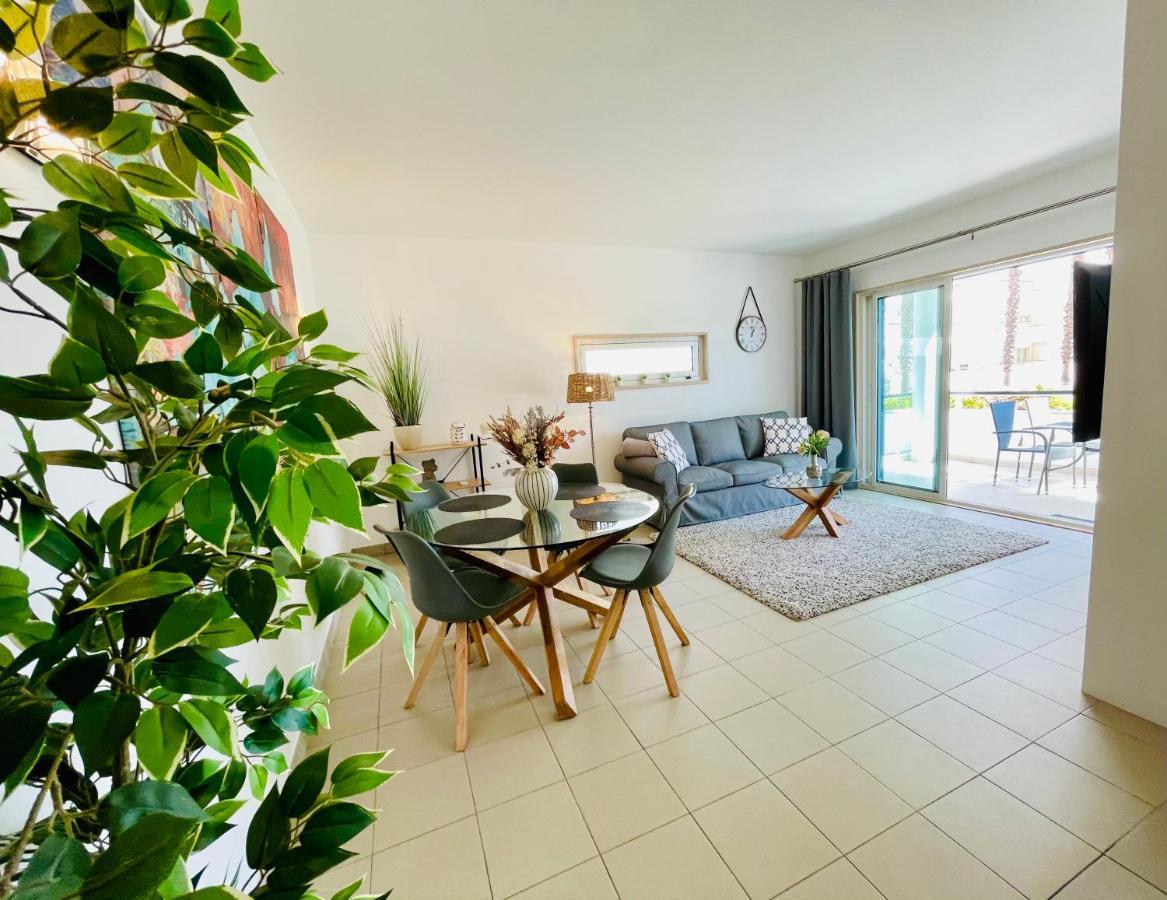 Angies Marina Apartment, Includes 2 Free Passes For The Marina Pool Lagos Eksteriør bilde