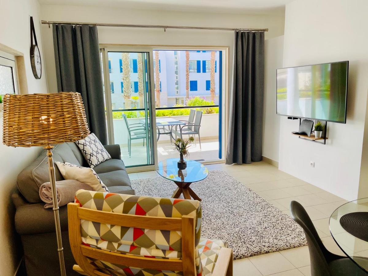 Angies Marina Apartment, Includes 2 Free Passes For The Marina Pool Lagos Eksteriør bilde