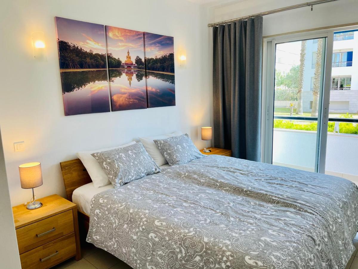 Angies Marina Apartment, Includes 2 Free Passes For The Marina Pool Lagos Eksteriør bilde
