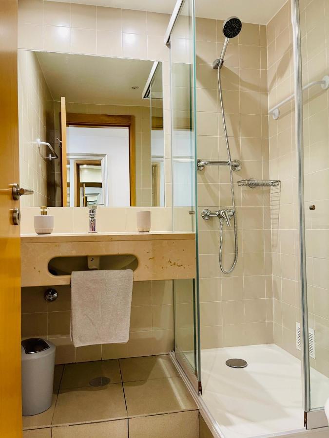 Angies Marina Apartment, Includes 2 Free Passes For The Marina Pool Lagos Eksteriør bilde