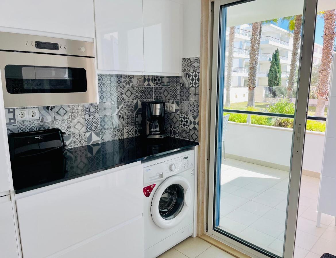 Angies Marina Apartment, Includes 2 Free Passes For The Marina Pool Lagos Eksteriør bilde