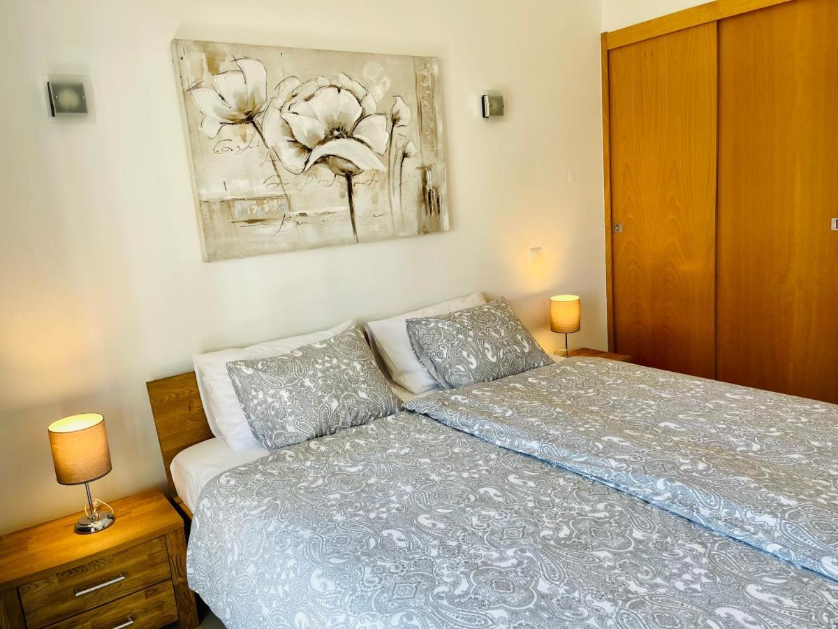 Angies Marina Apartment, Includes 2 Free Passes For The Marina Pool Lagos Eksteriør bilde