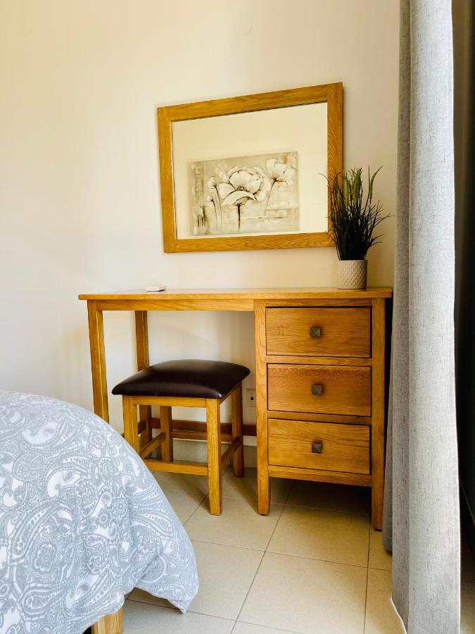 Angies Marina Apartment, Includes 2 Free Passes For The Marina Pool Lagos Eksteriør bilde