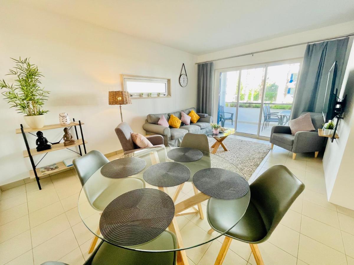 Angies Marina Apartment, Includes 2 Free Passes For The Marina Pool Lagos Eksteriør bilde